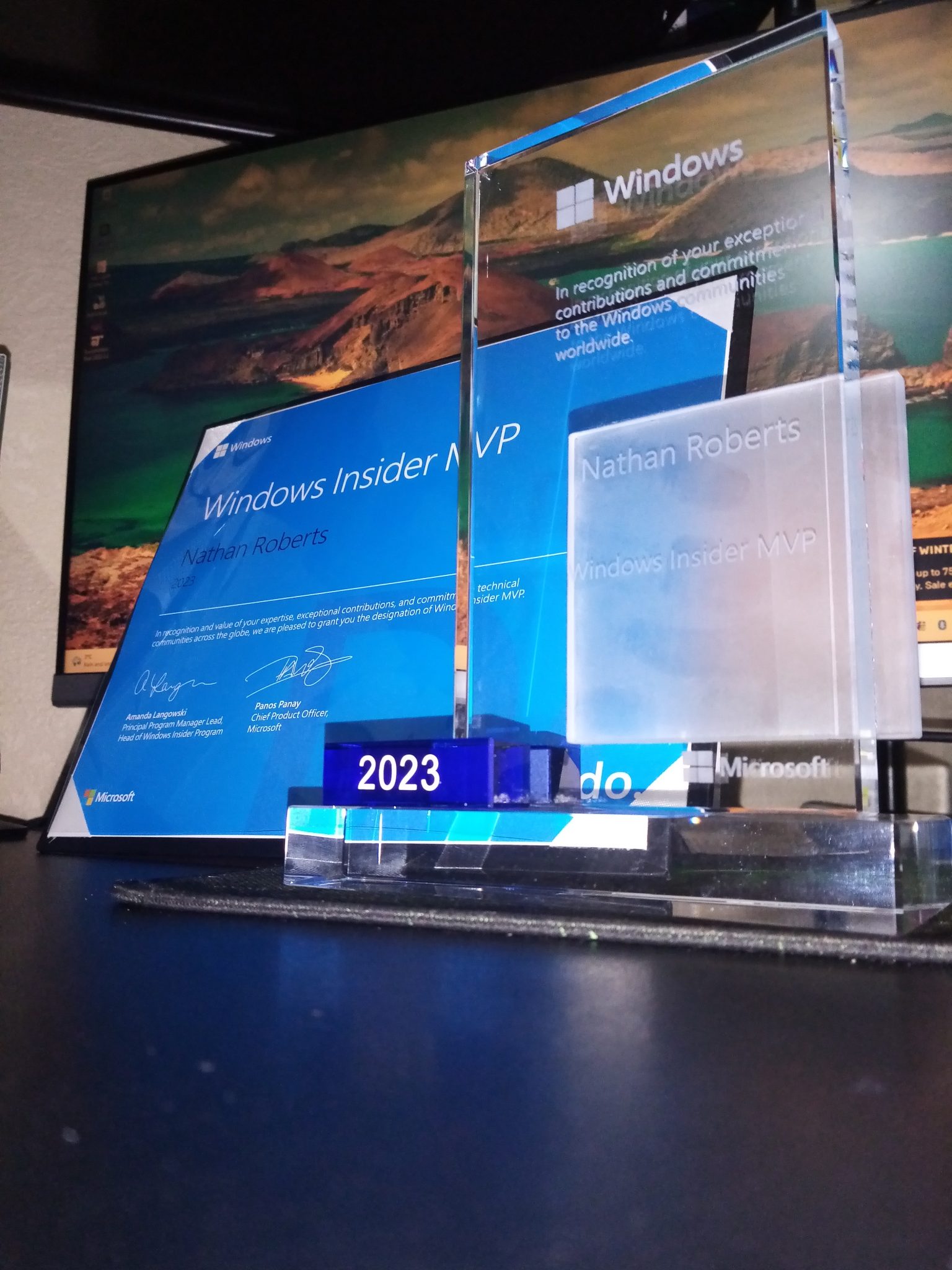 Achieved the Windows Insider MVP award Tech Enthusiast UK blog